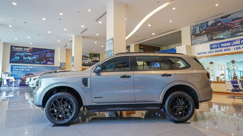EVEREST SPORT 2WD 2024 (NEW)