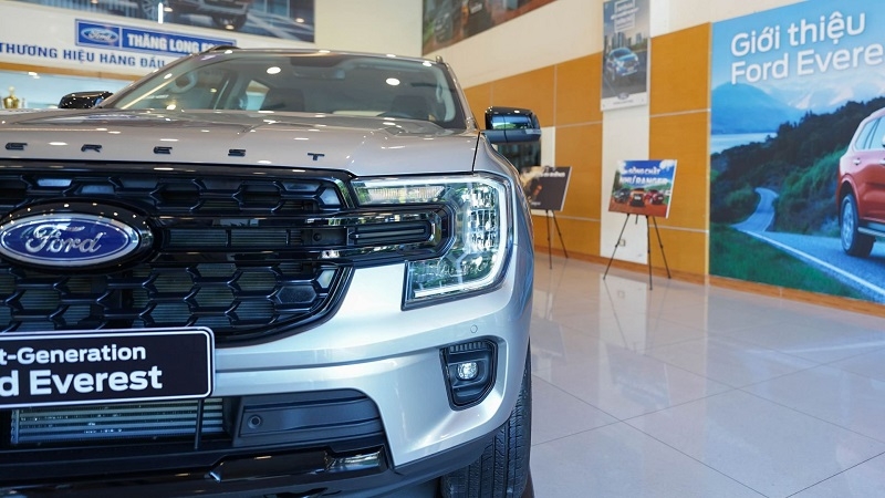 EVEREST SPORT 2WD 2024 (NEW)