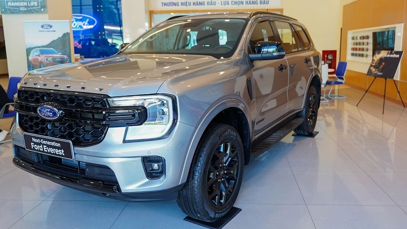 EVEREST SPORT 2WD 2024 (NEW)