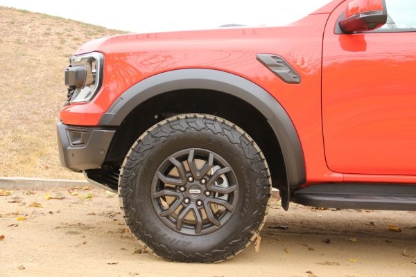 FORD RANGER RAPTOR 2024